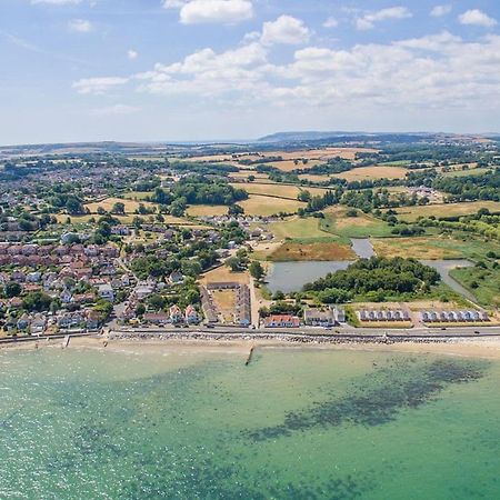 Salterns Village Seaview Luaran gambar
