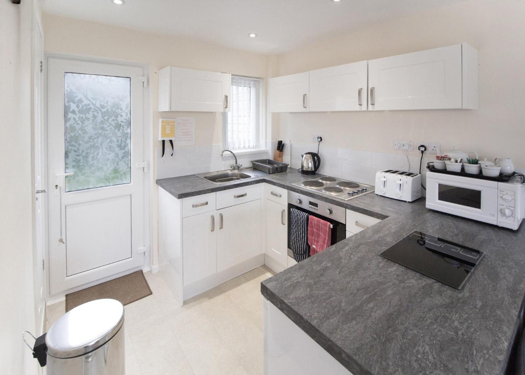 Salterns Village Seaview Luaran gambar