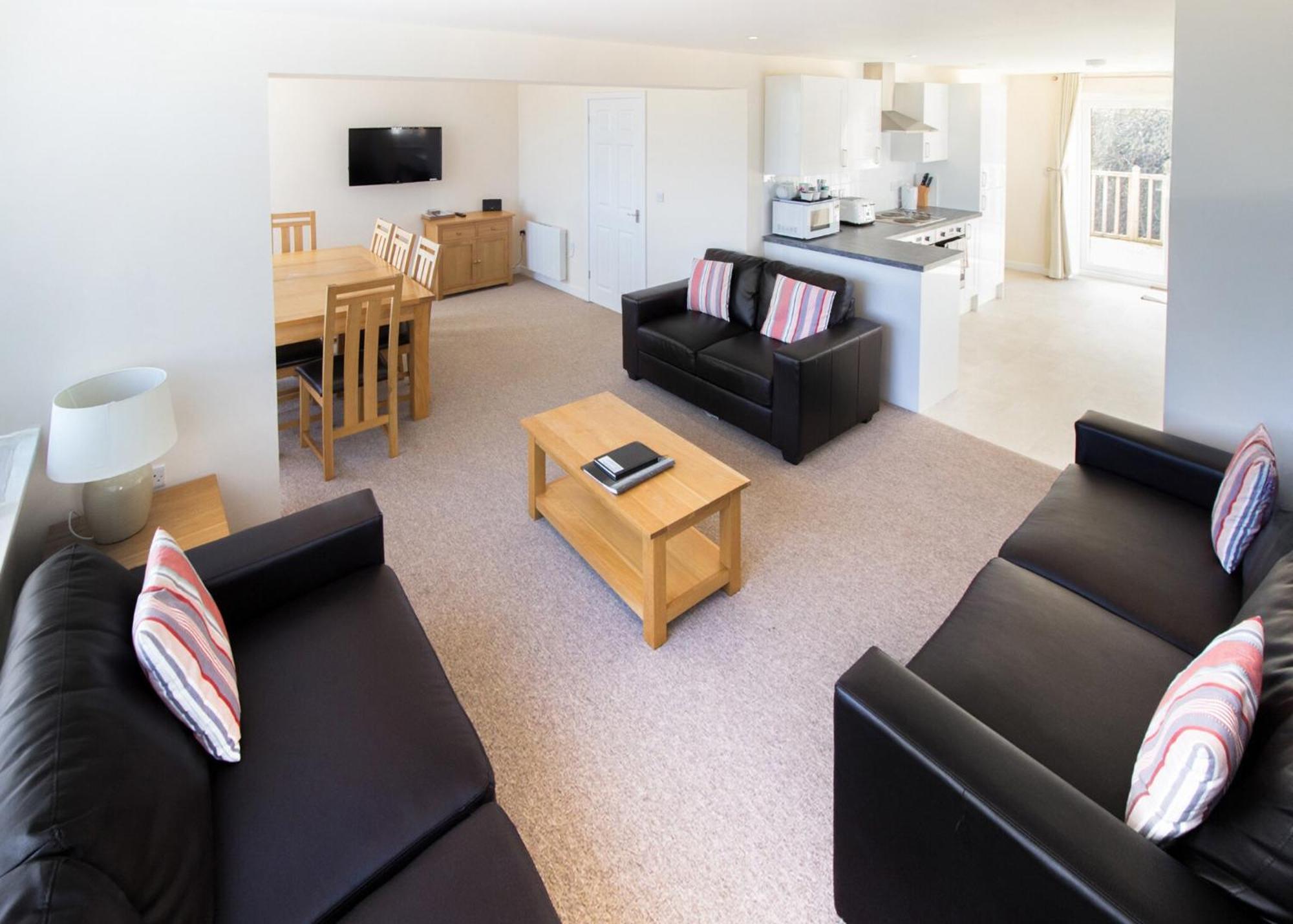 Salterns Village Seaview Bilik gambar